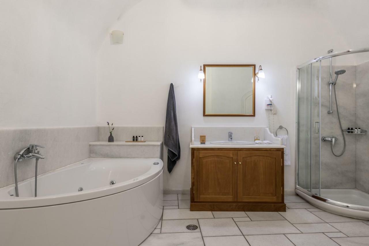 Chelidonia Luxury Suites Oia  Exterior foto